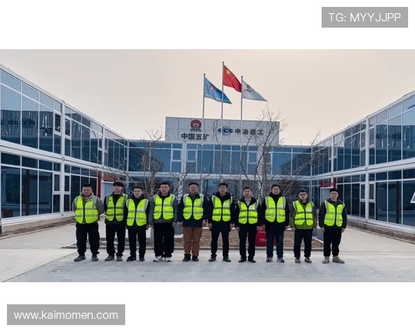 凯发建筑工程有限公司注重团队建设，打造专业化施工团队确保工程顺利进行